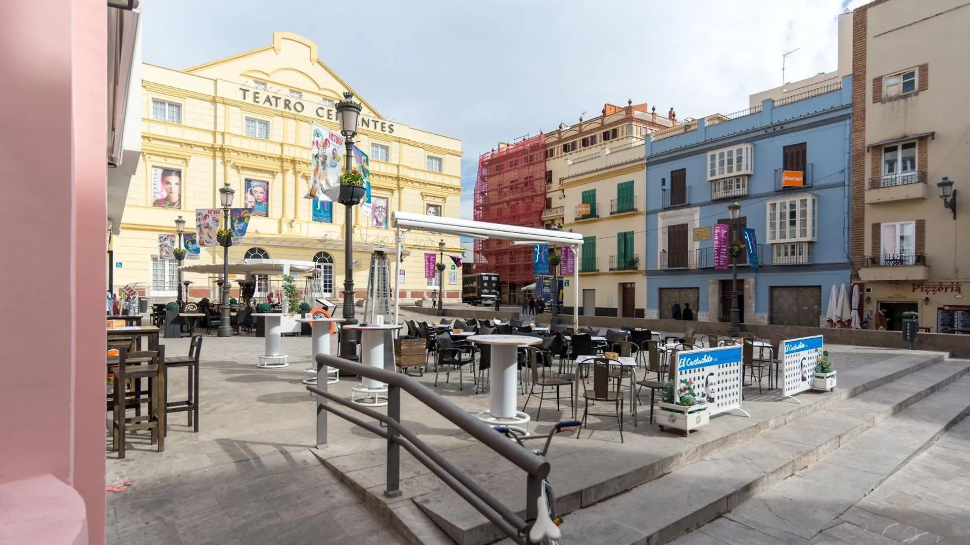 Teatro Plaza Apartments Malaga