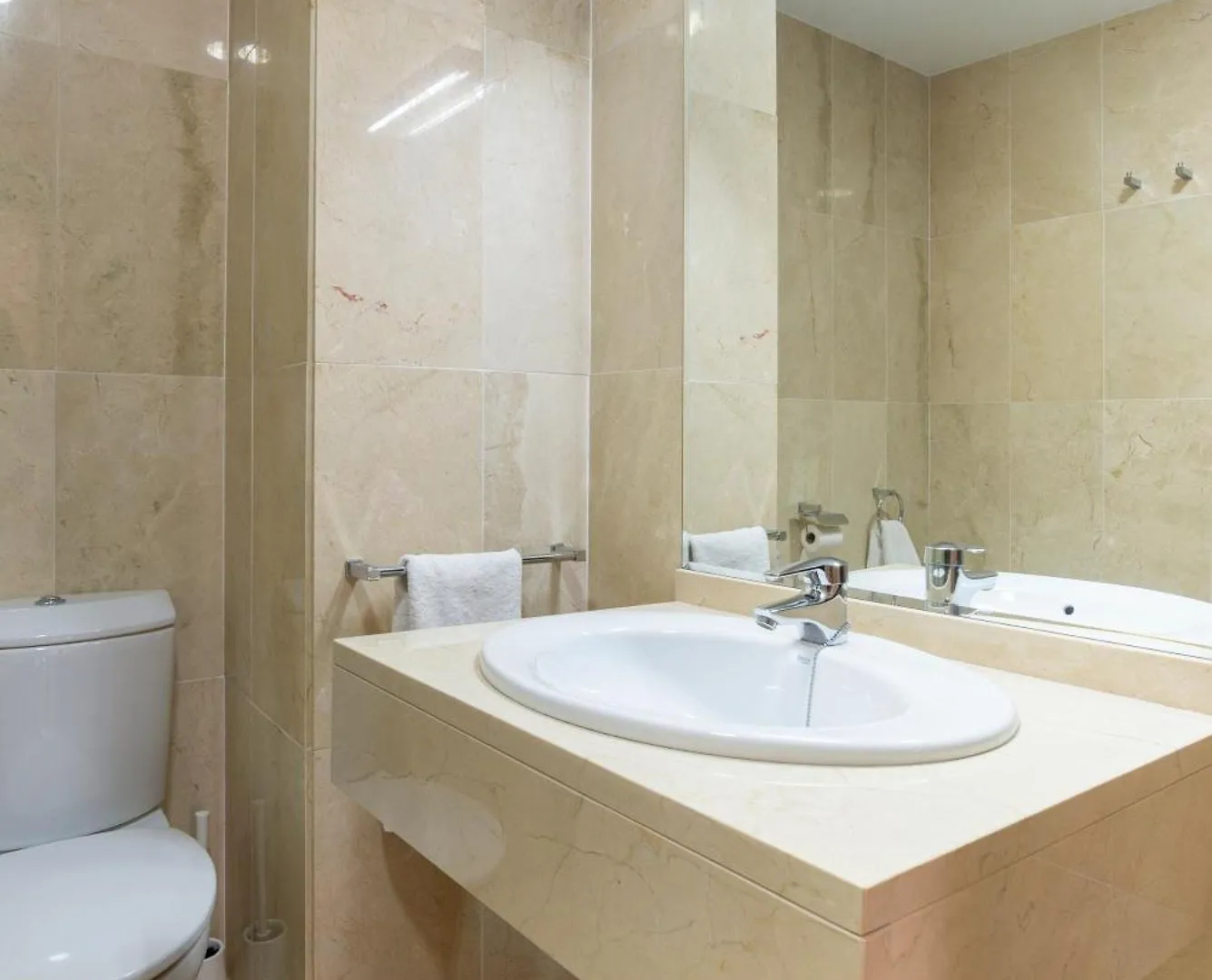 Teatro Plaza Apartments Malaga