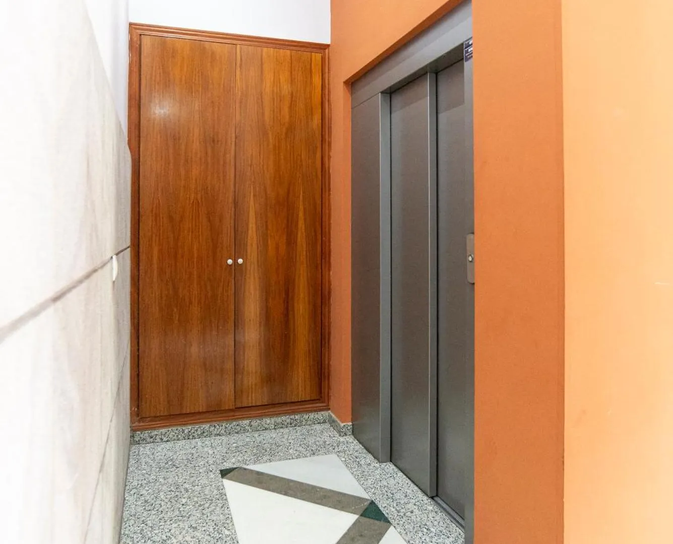 Teatro Plaza Apartments Malaga 0*,  Spain