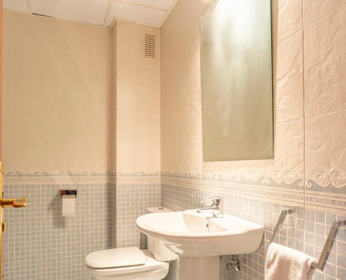 Teatro Plaza Apartments Malaga 0*,