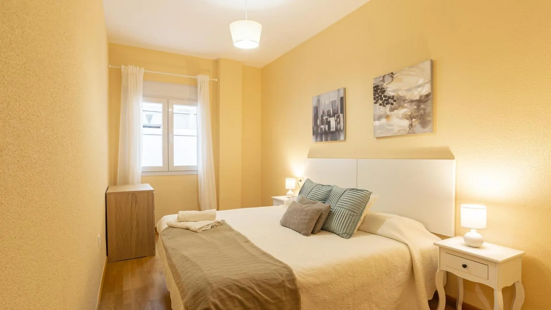 Teatro Plaza Apartments Malaga