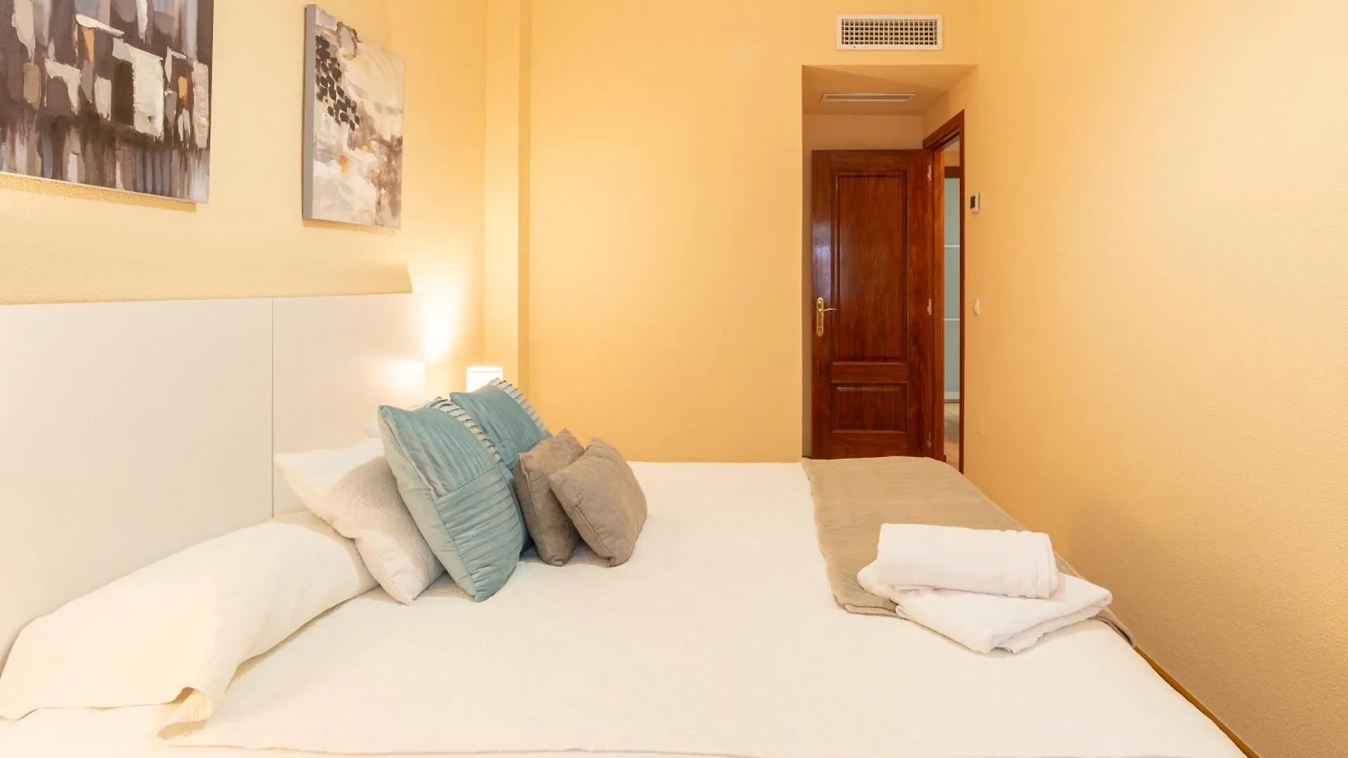 Teatro Plaza Apartments Málaga